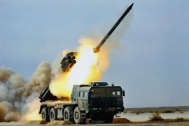 Nga tăng cường loạt siêu pháo "lốc xoáy" BM-30 Smerch đến Kaliningrad dằn mặt Ba Lan