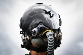 Mũ bay của phi công A-10 Warthog có gì hay mà Mỹ phải ca ngợi hết lời?