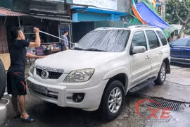 Sát Tết, kiếm tiền triệu mỗi ngày nhờ rửa xe