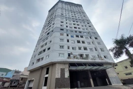 Cận cảnh chung cư Đại Thành xây 10 năm chưa xong đã cho dân vào ở