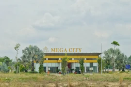 Chủ dự án Mega City vô tư mang sổ đỏ thế chấp, khách hàng có nguy cơ mất trắng