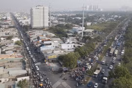 Quốc lộ 50 giao đường Nguyễn Văn Linh. Ảnh: Zing