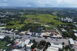 Góp tiền mua đất lại bị chủ đầu tư kiện ra tòa