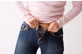 Quý ông dễ mắc ung thư khi diện đồ bó sát