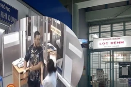 Cha bệnh nhi đánh nữ điều dưỡng bệnh viện Nhi Đồng 1 gãy xương hàm.