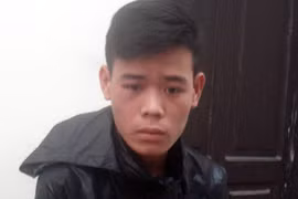 CSGT bị đâm trực diện, kéo lê 15 m