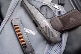 Thu súng K59 của đối tượng cho vay nặng lãi