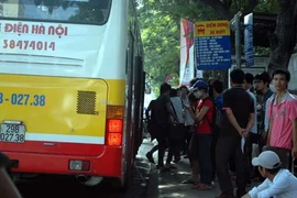 Giảm giá vé xe buýt tháng cho nhân viên văn phòng