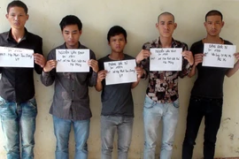 Đưa quan tài “diễu phố“: Lộ mặt 6 nghi phạm giết người