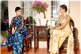 Cần phải xây dựng lại văn hóa lễ phục Việt Nam?