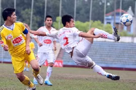 Huy động cán bộ xem bóng đá: “Tối kiến” này nguy quá!