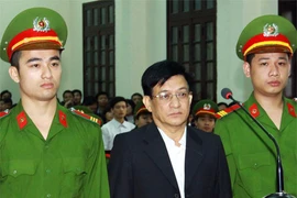 Cựu phó chủ tịch Tiên Lãng bị đề nghị 3 năm tù giam