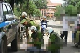 “Trung sĩ cảnh sát hi sinh” khiến dân mạng “bật khóc”