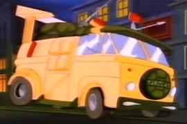 Bị xe tải không người lái đâm