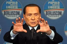 Berlusconi chuyển giao quyền lực cho “con gái rượu“?