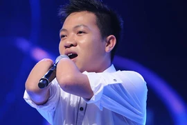 Vietnam's Got Talent: Chàng trai “không tay” lại gây xúc động