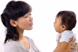 Bé “chậm nói” vì nói ngoại ngữ trước tiếng mẹ đẻ