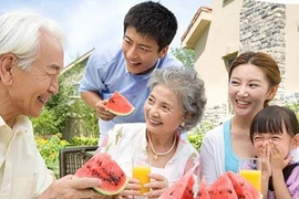 6 cách giúp nàng dâu lấy lòng bố mẹ chồng