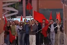 Người biểu tình... bắt đắc dĩ