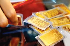 10 tấn vàng ra thị trường, giá nội-ngoại vênh 6,5 triệu