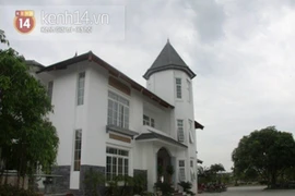 Đột nhập dinh thự triệu đô của đại gia xứ Thanh