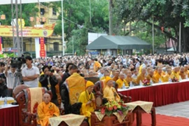 Phật giáo Việt Nam đang thịnh hay suy?