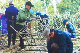 Lạ kỳ dựng “nhà lầu”... táng người chết ở VN