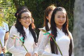 Giã từ huyễn mộng