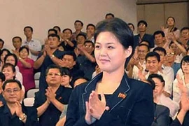  Đệ Nhất phu nhân Triều Tiên bắt đầu tham chính