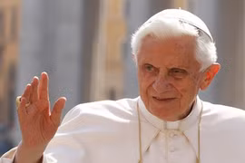 Giáo hoàng Benedict XVI chính thức từ chức