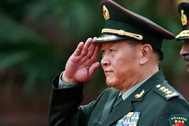 Thế lực “phái diều hâu” TQ và xâm chiếm Biển Đông