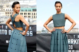 Crop-top và váy cạp cao hút hồn mỹ nữ 