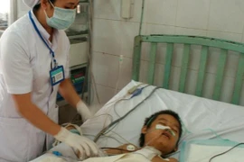 Bé 12 tuổi trúng đạn lạc xuyên tim ở Lâm Đồng 