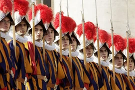 Giải mật đội cận vệ Thụy Sĩ bảo vệ giáo hoàng