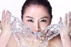 4 điều nên tránh khi rửa mặt vào mùa Thu Đông