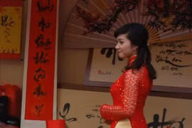 Thanh nữ Hà Thành duyên với áo dài trên “phố ông đồ“