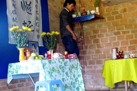 Thầy giáo “hot boy” cắt nghĩa chuyện tự tử “trời ơi”