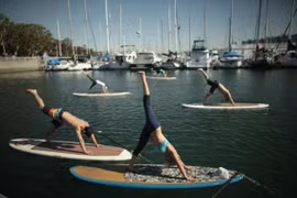 Những khoảnh khắc đẹp lạ của Yoga