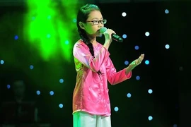 Mỹ Chi hát dân ca khiến Hiền Thục rơi nước mắt