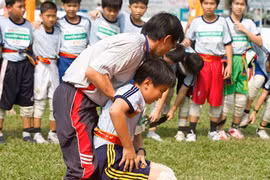 Học làm việc nhóm cùng “30 người có 31 chân“