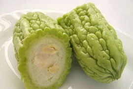 Cháo mướp đắng chữa cảm nắng phát sốt