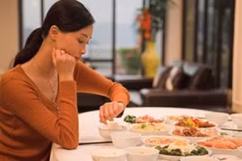 Những người phụ nữ không biết yêu chính mình