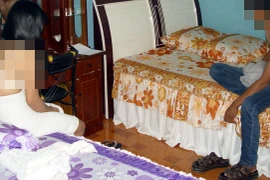 “Quý bà”... mua dâm: Lên án hay cảm thông?