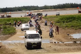 Tin mới nhất vụ “dàn trận đánh nhau” trên sông Yên