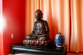 “Độc đáo” không gian tôn trí tượng Phật tại tư gia