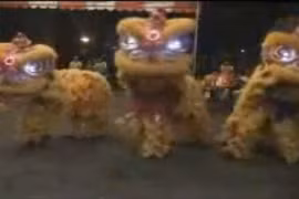 Hài hước vô đối: Lân nhảy Gangnam Style tuyệt đẹp