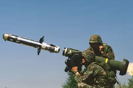 “Sát thủ diệt tăng” Kornet, Javelin: Ai hơn ai?