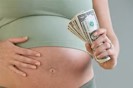 Mang thai hộ - cảnh giác nạn buôn người