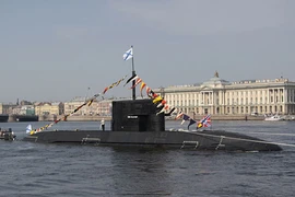 Nga thử nghiệm tàu ngầm Kilo cải tiến