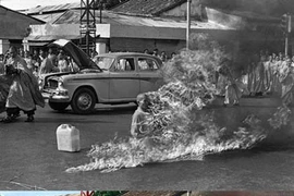 “Tô màu” những bức ảnh đen trắng nổi tiếng